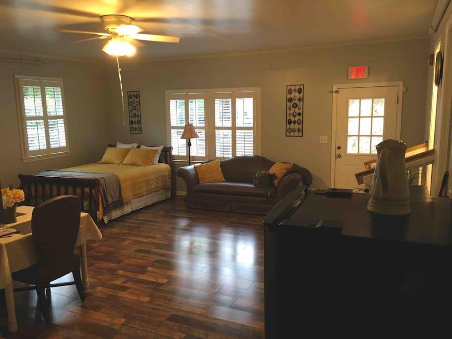 Williams' Luxury Suite In Stone Mountain, Georgia! Exterior photo